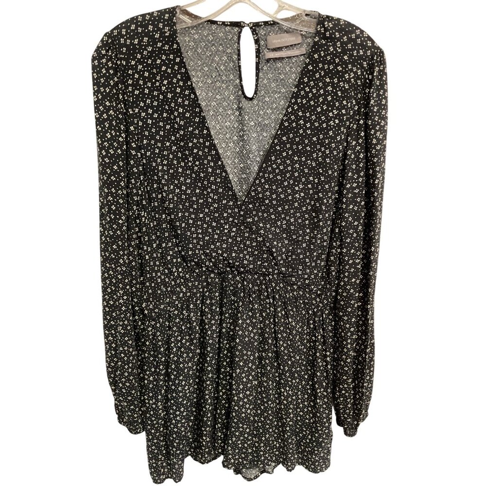 Urban Outfitters Black/White Floral Long-Sleeve Romper Size L